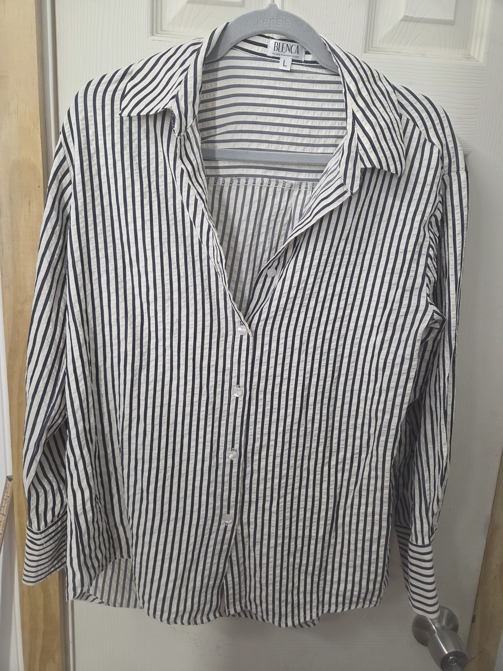 Vintage Blenca black and white striped long-sleeve button-up shirt #0084